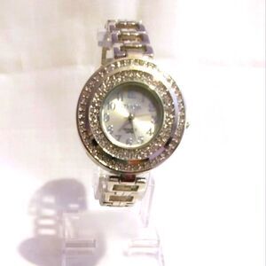 STRADA Austrian Crystal Watch